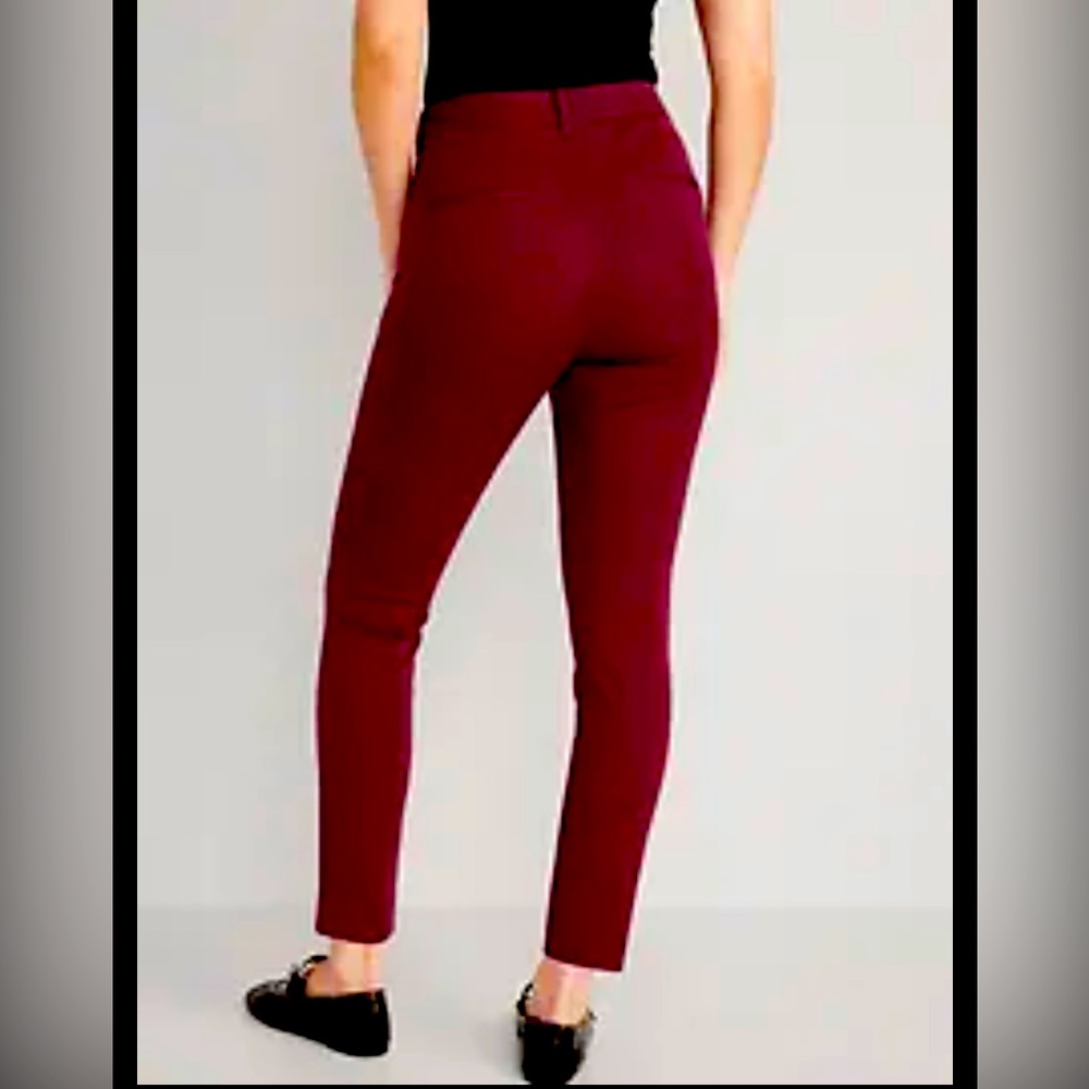 GAP Maroon Pant - Picture 2 of 8